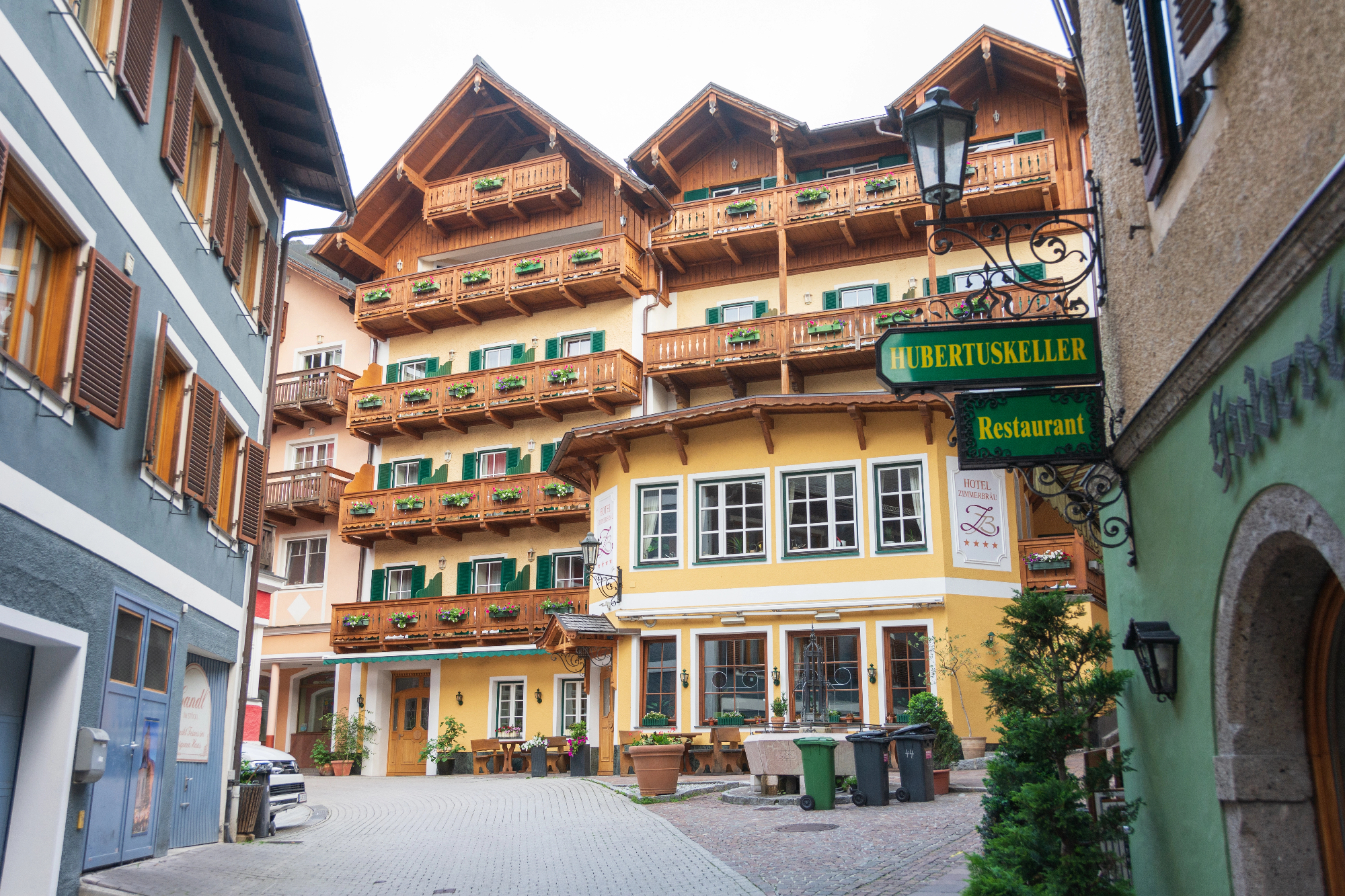 Hotel Bovec se dobro ujame z ritmom kraja.